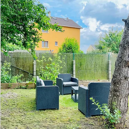 Lumineux Avec Jardin Et Jacuzzi - Parentale - Full Ac - Proche - Cdg - Stade De France - Parc Des Expositions Homestay